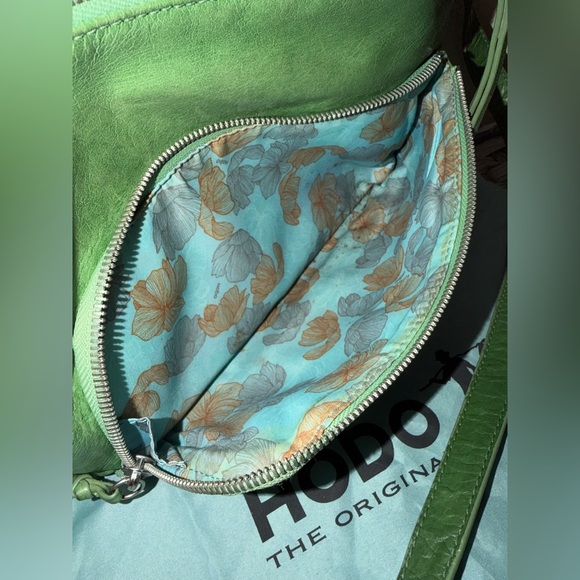 HOBO The Original Green Leather Crossbody Bag - Picture 11 of 16